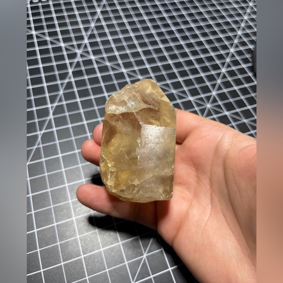 Natural Citrine Raw Point from Congo - Picture 6 of 12